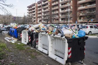 rifiuti roma (Agf)