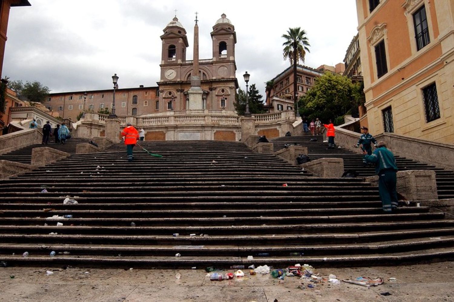 Rifiuti Roma - Piazza di Spagna (Agf)&nbsp;