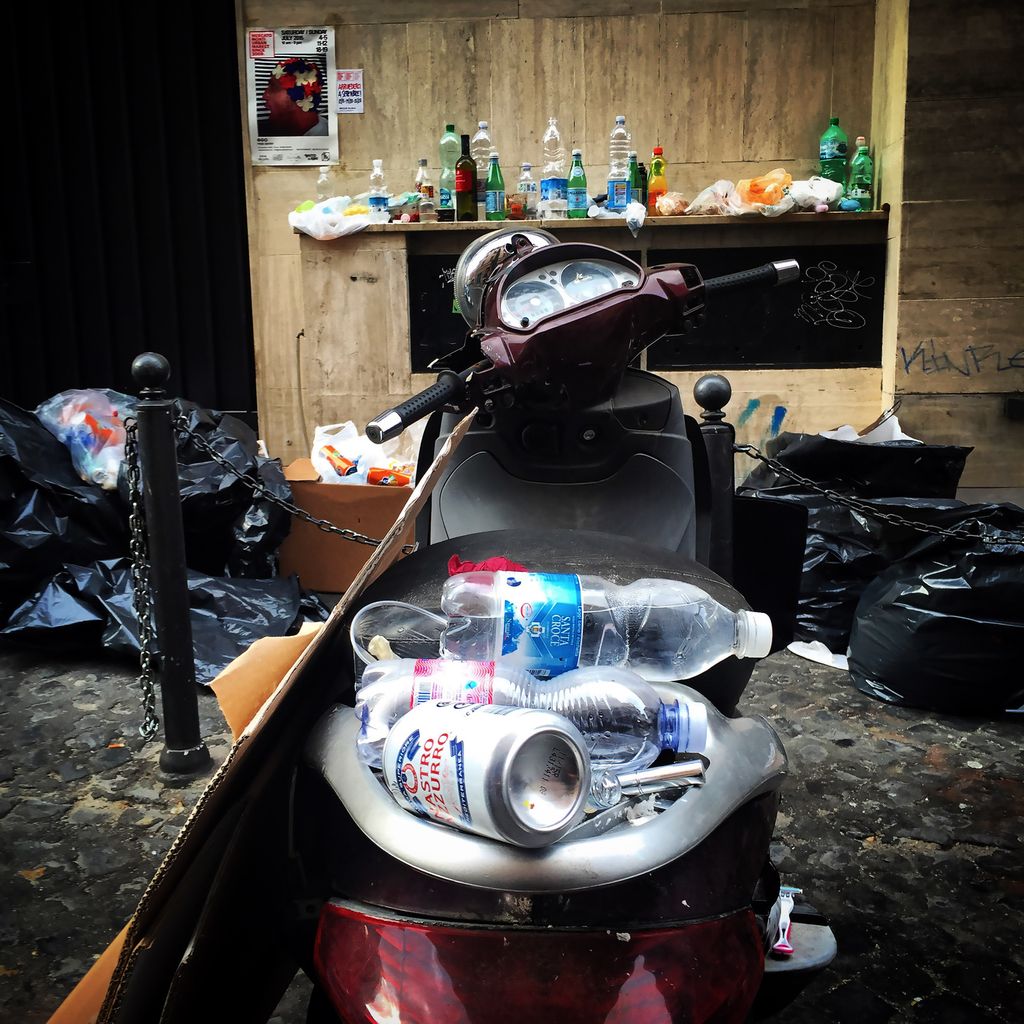 Rifiuti Roma - Rione Monti  (Agf)&nbsp;