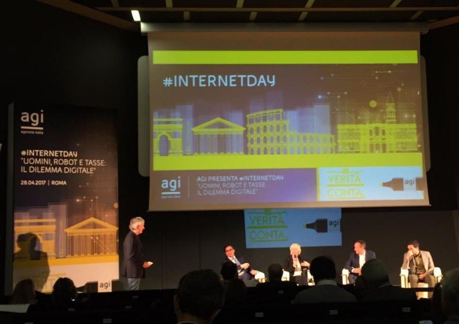 #internetday: l&rsquo;Italia e il digitale tra apocalittici e integrati