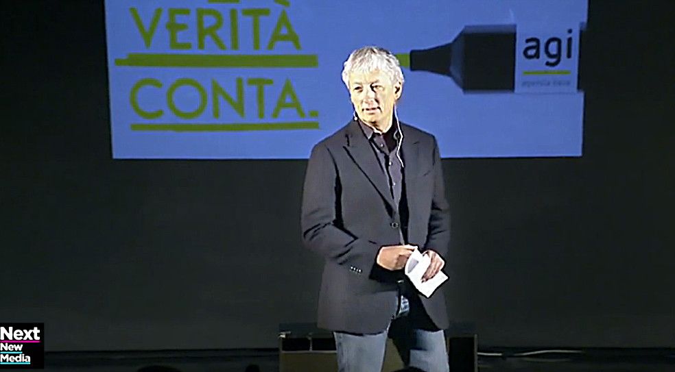 Riccardo Luna, direttore di Agi nella presentazione di Internetday al  Maxxi di Roma&nbsp;
