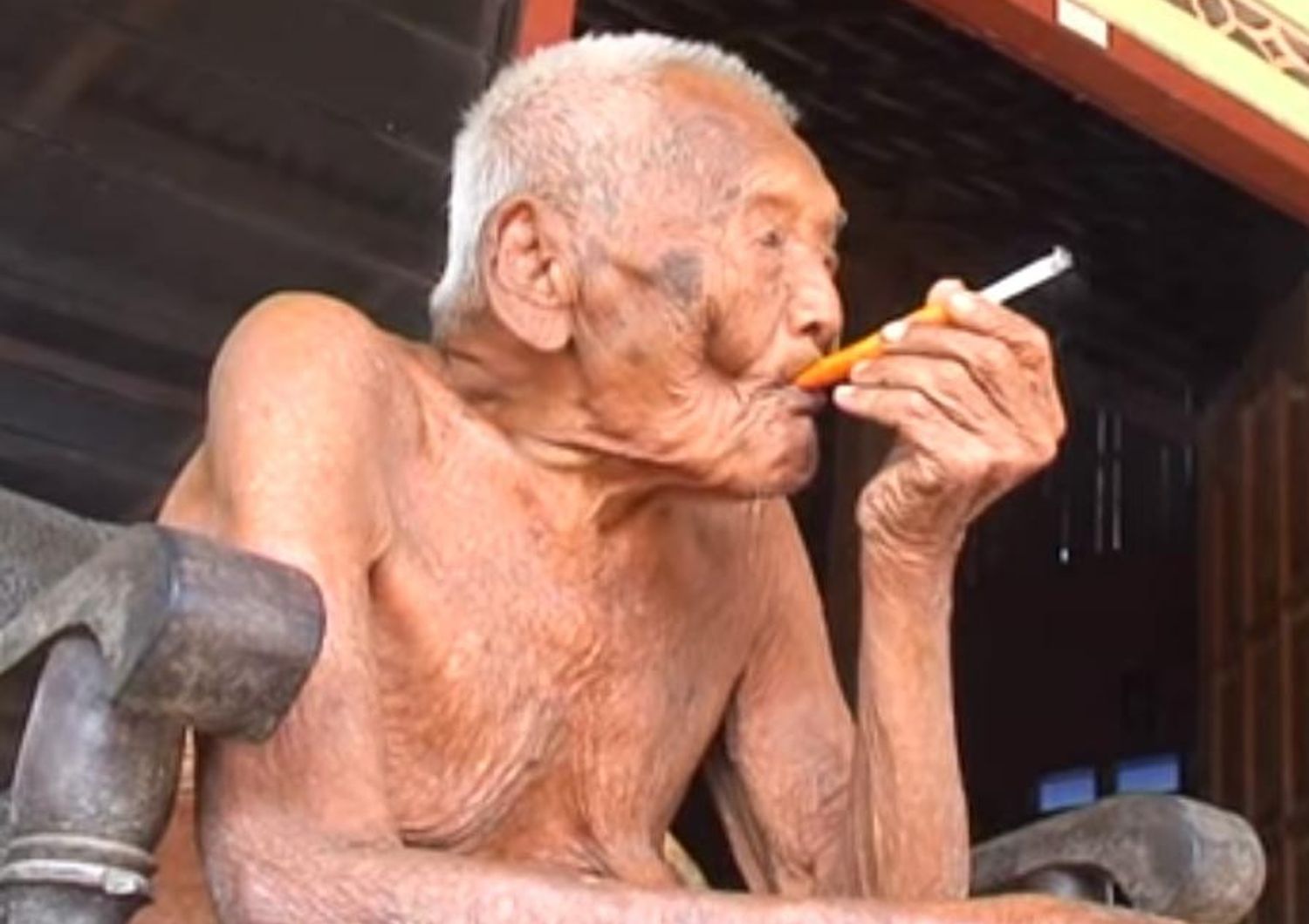&nbsp;mbah gotho uomo pi&ugrave; vecchio morto a 146 anni indonesia