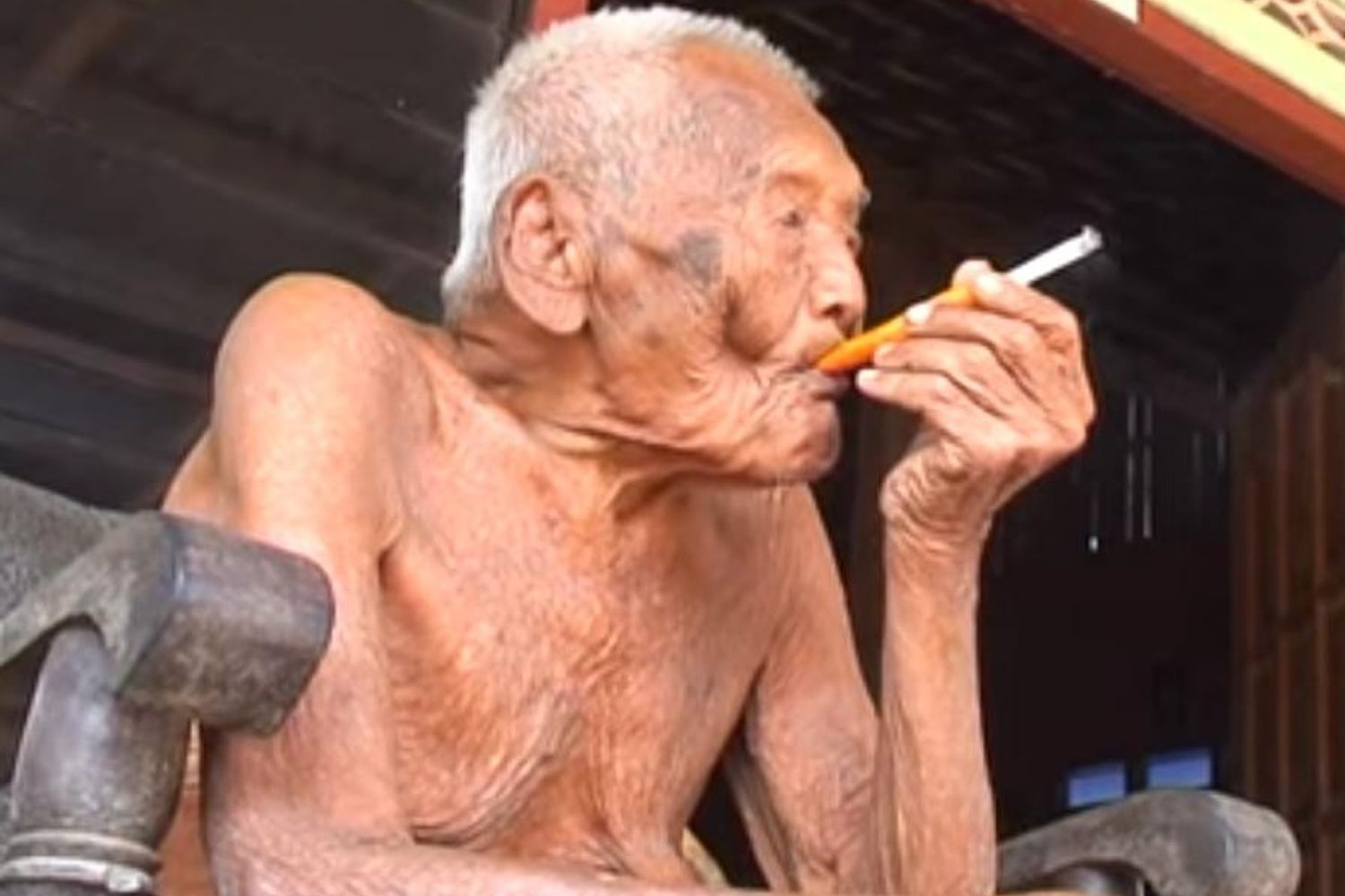 &nbsp;mbah gotho uomo pi&ugrave; vecchio morto a 146 anni indonesia