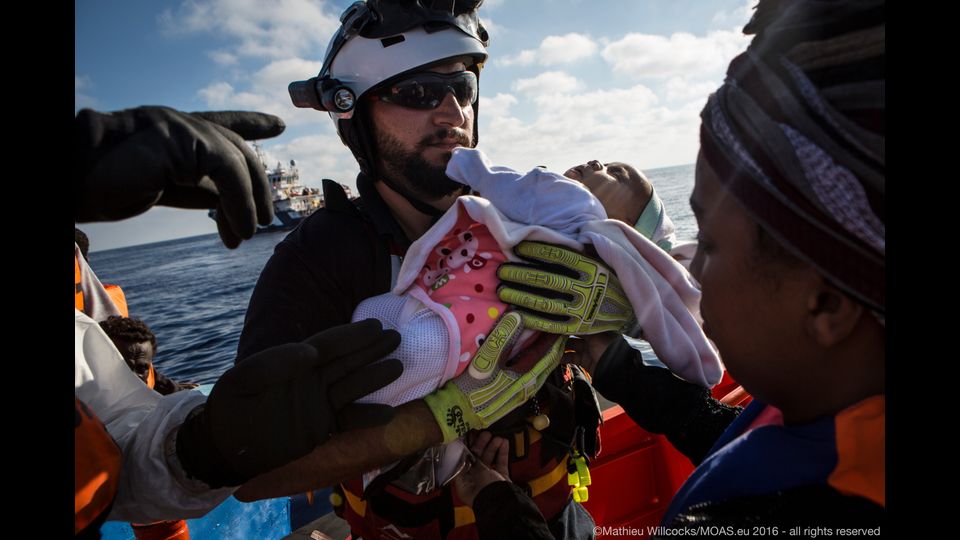 &nbsp; I salvataggi di Moas, l'Ong nella bufera&nbsp;(Foto Moas)