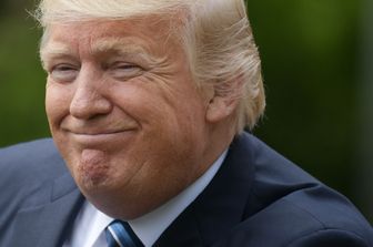 La rivincita di Trump. Primo s&igrave; allo smantellamento dell&#39;Obamacare