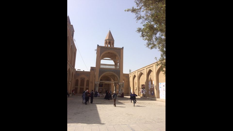 A Isfahan loro costruirono la loro cattedrale, quella di Vank, con i campanili che funzionano ancora oggi, e Sci&agrave; Abbas mand&ograve; in loro aiuto i migliori artisti della sua corte&nbsp;(foto di Davood Abbasi)
