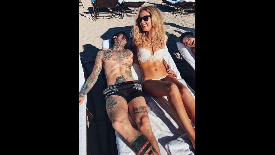 &nbsp;Sulla destra fa capolino Rovazzi -&nbsp; Foto da Fecebook