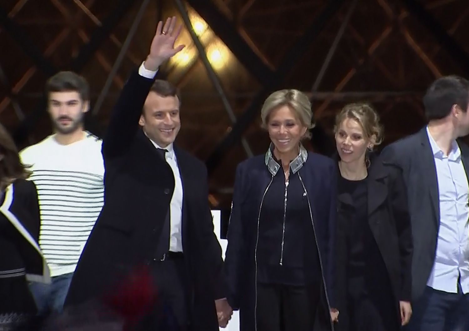 Le cinque promesse di Emmanuel Macron ai francesi