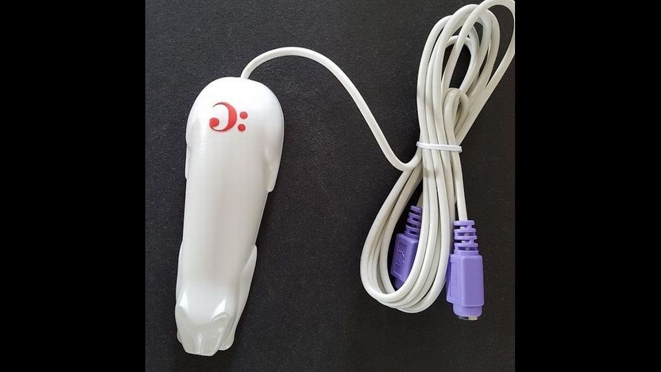 Uno scanner per codici a barre della&nbsp;Cuecat&nbsp;mai decollato sul mercato. L'idea era quella di poter andare su un sito internet di una azienda solamente passando il codice a barre di un prodotto sotto questo dispositivo, appositamente collegato ad un PC attraverso una porta USB.