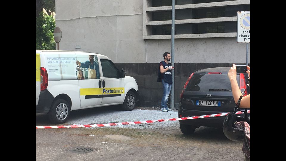 &nbsp;Esplosione a Roma, via Marmorata, Aventino - Piramide (foto di Sonia Montrella)&nbsp;