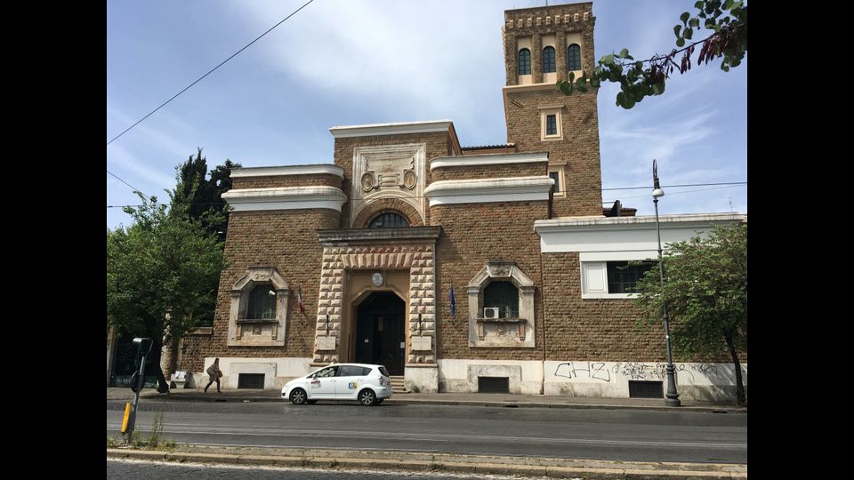 Esplosione a Roma, via Marmorata, Aventino - Piramide (foto di Sonia Montrella)&nbsp;