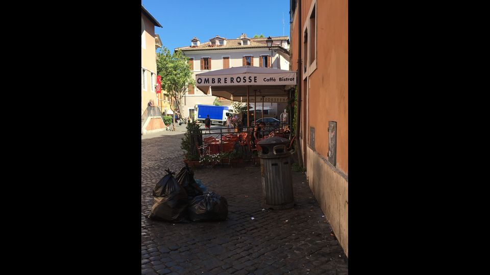 Piazza di Sant'Egidio (foto di Cecilia Scaldaferri)
