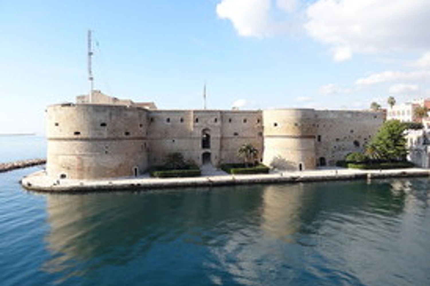 &nbsp;Taranto