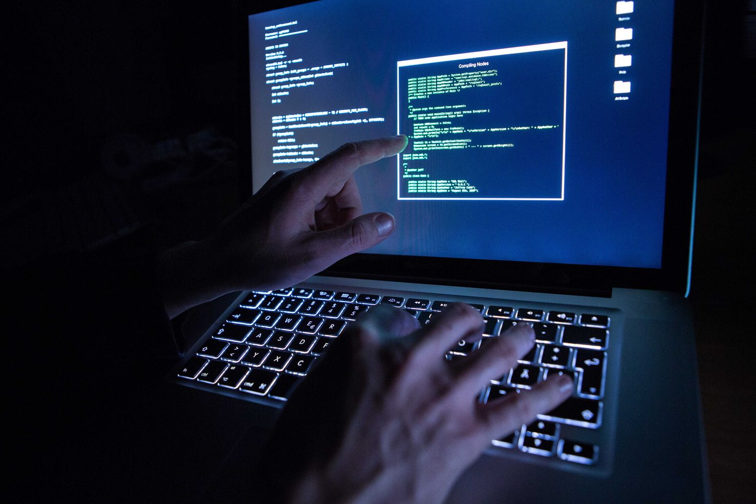 Hacker, cybercrime (Afp)