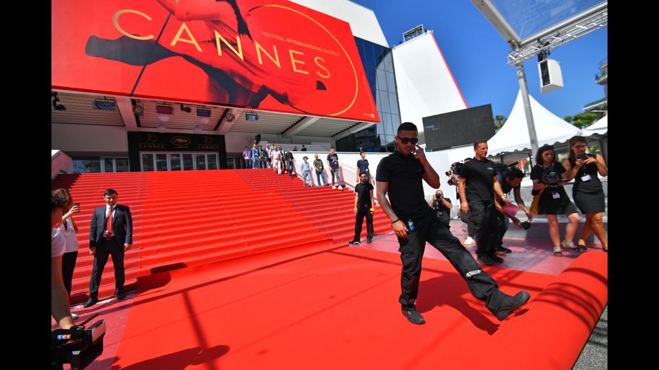 &nbsp;Si posa il Red Carpet (Afp)