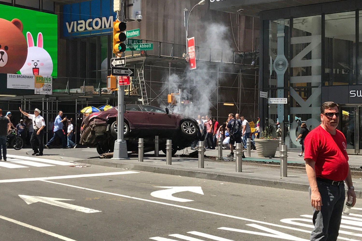 &nbsp;Auto Times Square