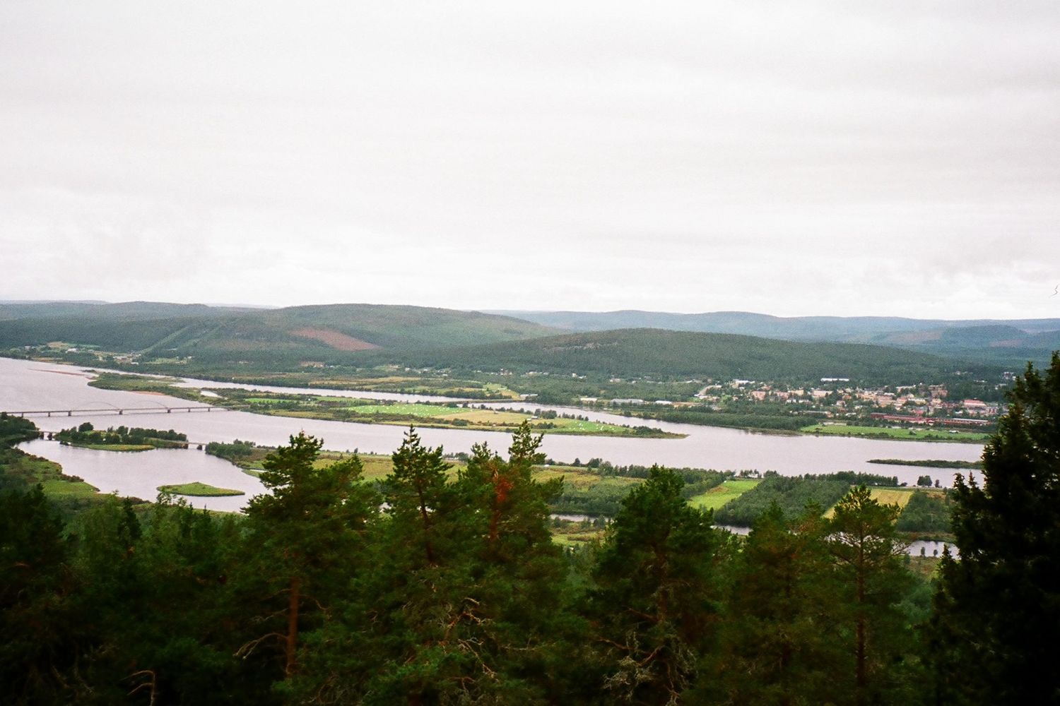 Overtornea (wikipedia)&nbsp;