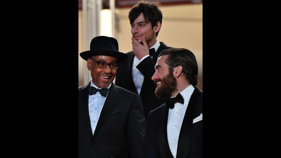 Gli attori Giancarlo Esposito, Devon Bostick e Jake Gyllenhaal (Afp)