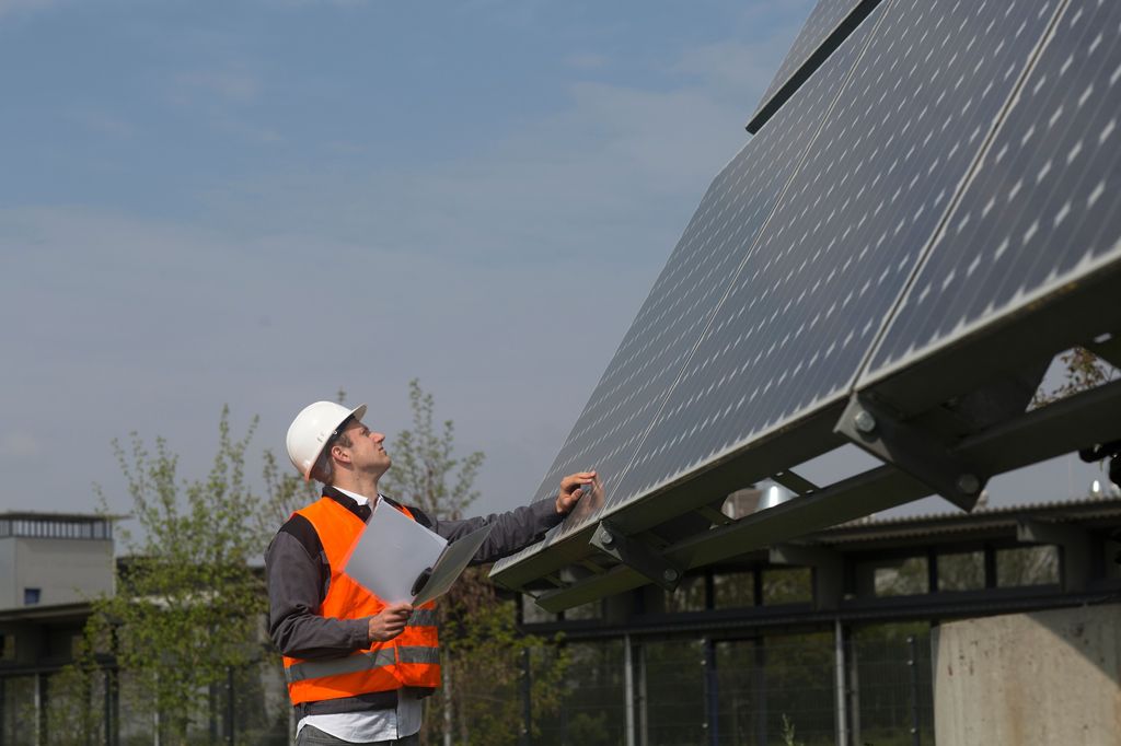 Pannelli solari (Afp)