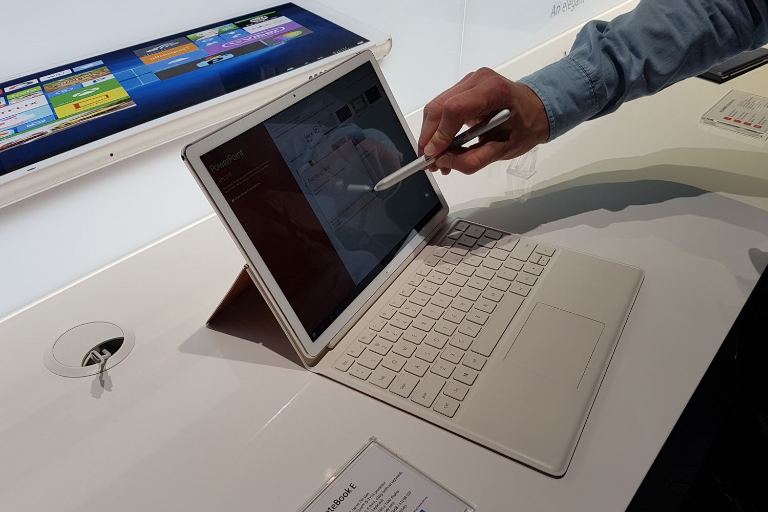 &nbsp;Huawei Matebook E
