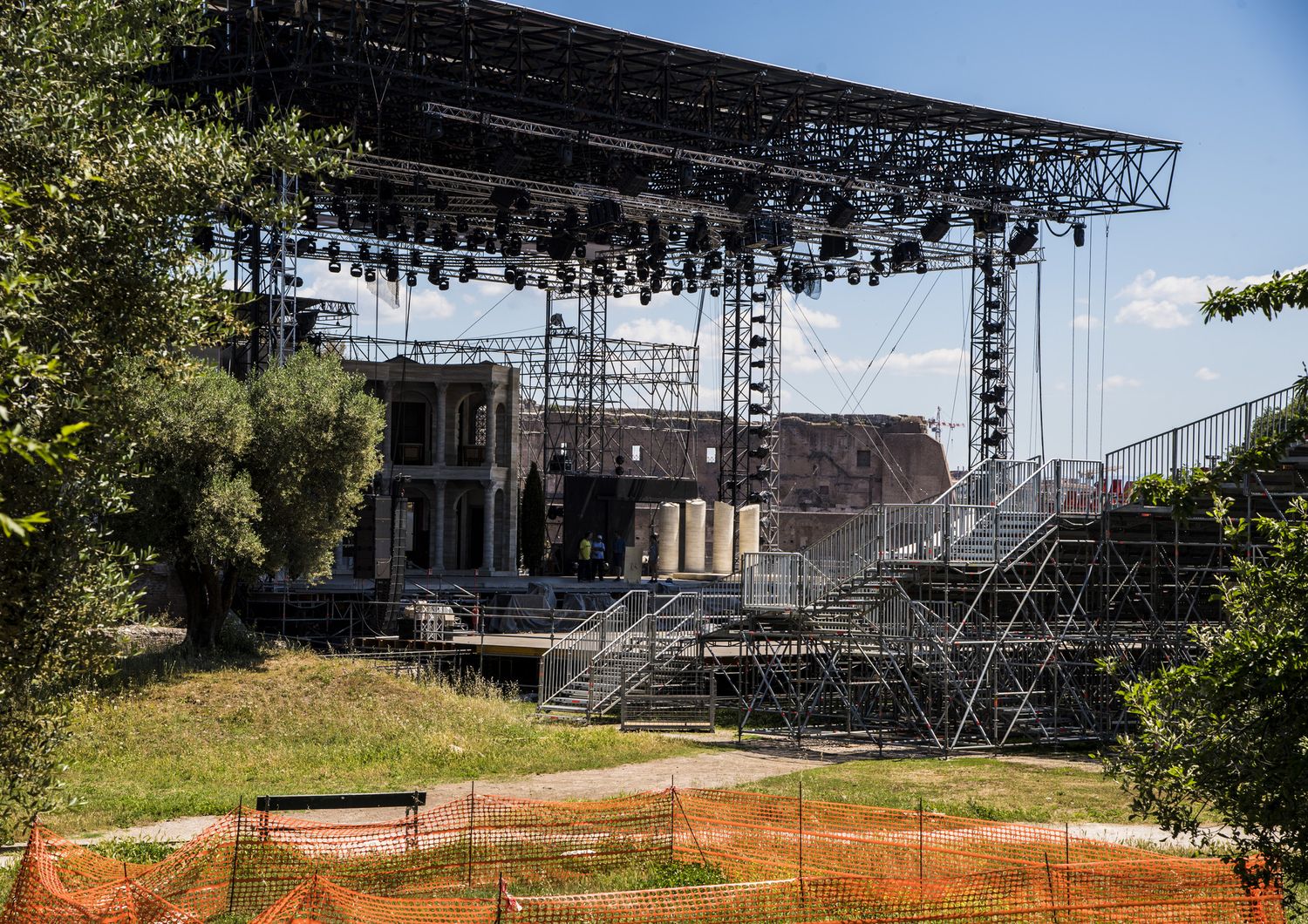 Il palco per il musical 'Divo Nerone' Opera Rock (AGF)&nbsp;