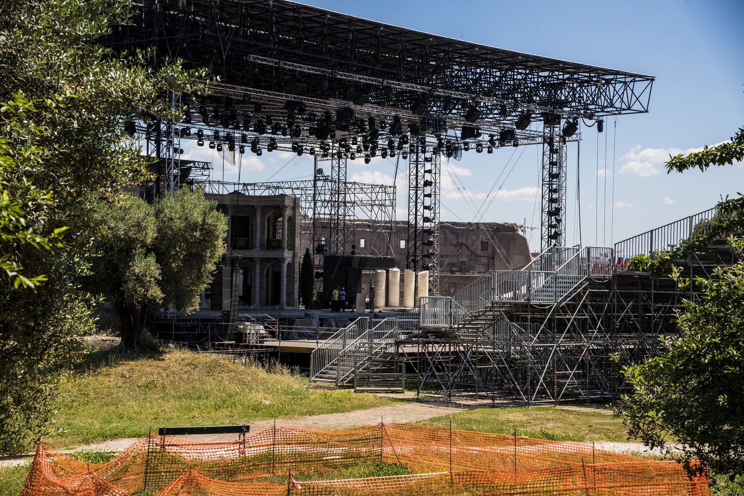 Il palco per il musical 'Divo Nerone' Opera Rock (AGF)&nbsp;
