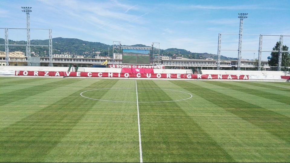 &quot;Il merito va ai tifosi - ha aggiunto Salvadori - che hanno presidiato questo terreno, senza la loro passione oggi magari ci sarebbe un supermercato&quot;.&nbsp; (Twitter)