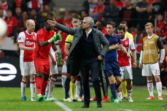 Jos&egrave; Mourinho torna a trionfare in Europa nella coppa meno importante che comunque significa accesso diretto alla Champions League (si aggiunge al Chelsea e al City mentre il Liverpool va ai preliminari). A Stoccolma il suo Manchester United batte 2-0 l'Ajax con gol di Pogba (aiutato da una deviazione determinante) e Mkhitaryan&nbsp;(Afp)