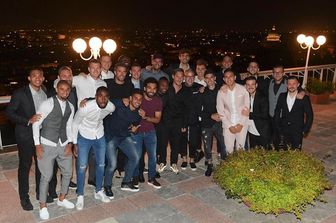 Francesco Totti, foto di gruppo cena (facebook)