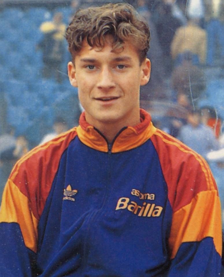 Francesco Totti in una foto del 1993, al suo esordio in serie A a 16 anni