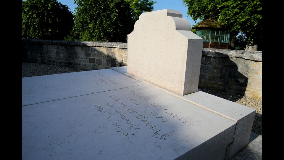 &nbsp; La tomba del generale Charles De Gaulle (Afp)