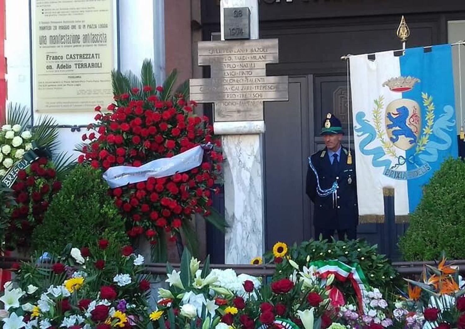 Brescia, commemorazione della strage di  Piazza della Loggia nel 1974 (Facebook)