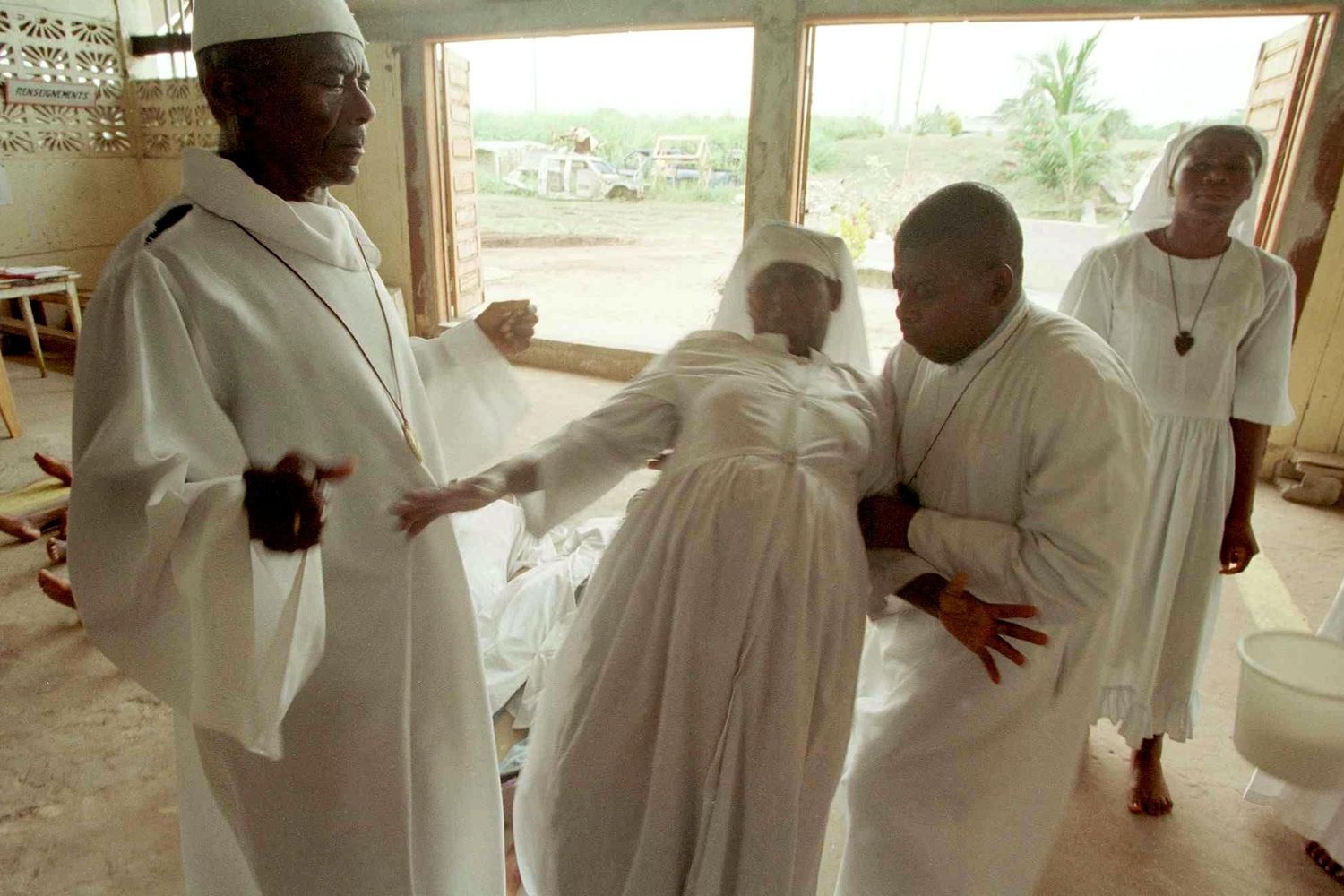 &nbsp;Santoni superstizione guaritori