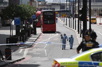 Isis rivendica attentati di Londra, cosa succede in Inghilterra
