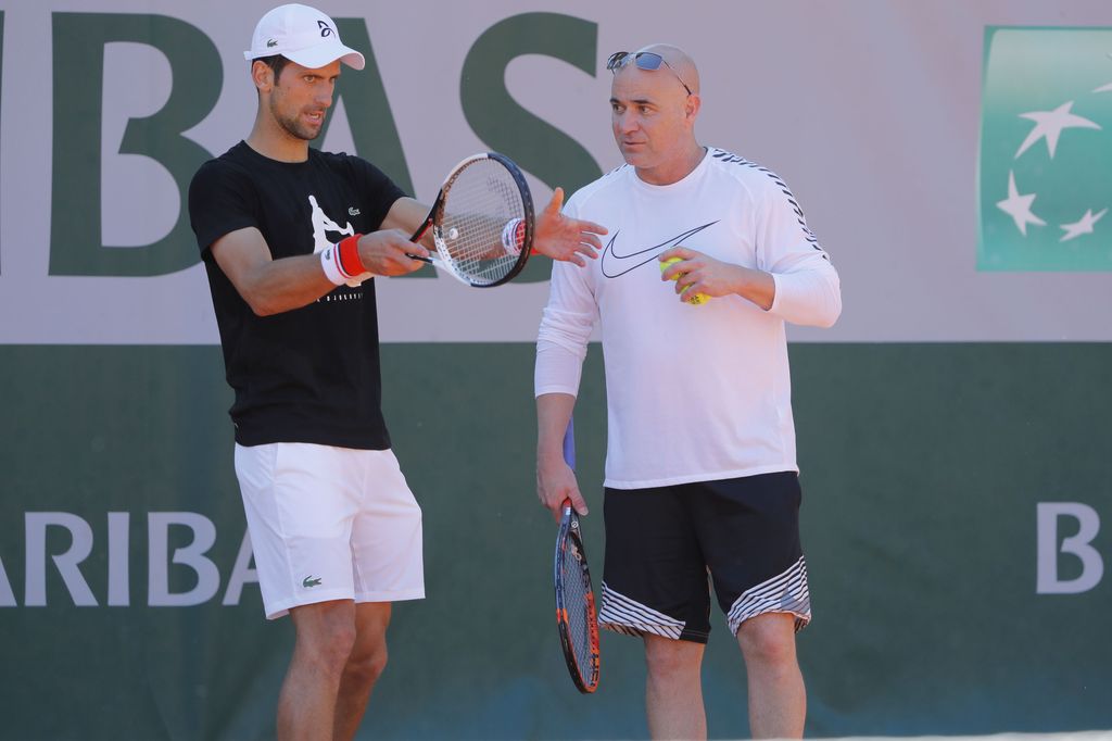 Novak Djokovic (SRB) e Andre Kirk Agassi (USA) (Afp)&nbsp;