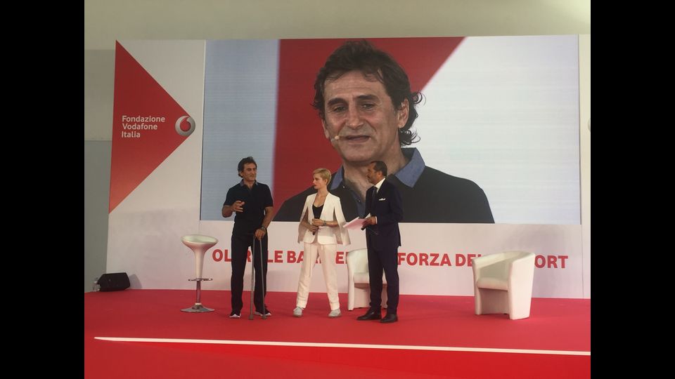 &nbsp;Fondazione Vodafone lancia Progetto Oso per atleti con disabilit&agrave;, trai presenti anche Bebe Vido e Alex Zanardi