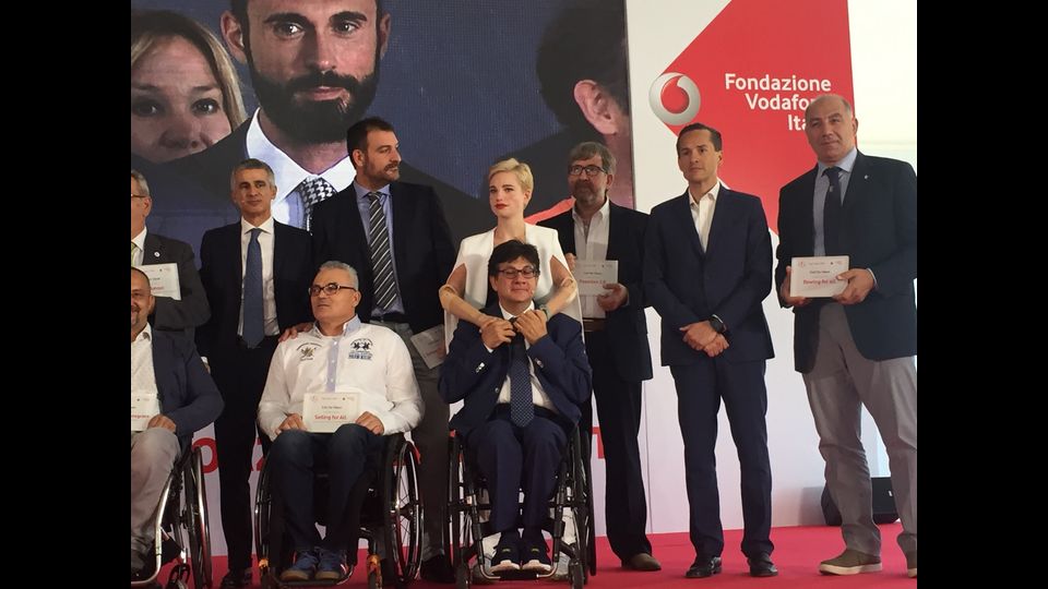 &nbsp;Fondazione Vodafone lancia Progetto Oso per atleti con disabilit&agrave;, trai presenti anche Bebe Vido e Alex Zanardi