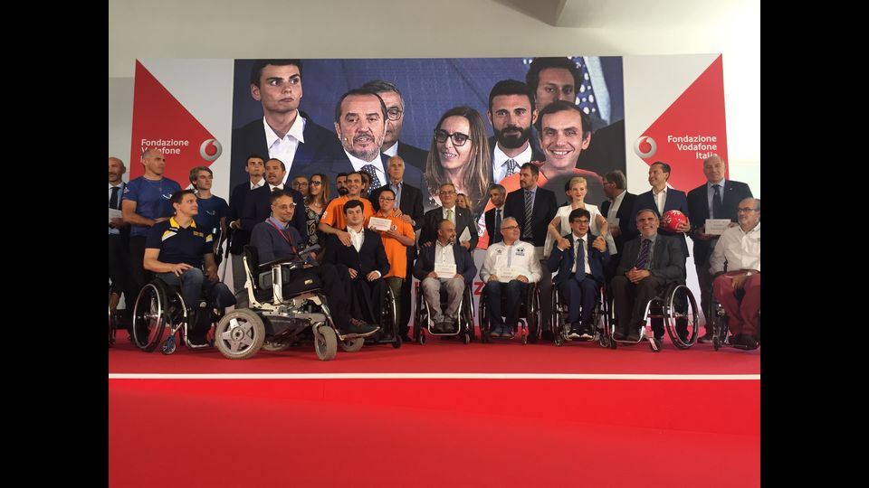 &nbsp;Fondazione Vodafone lancia Progetto Oso per atleti con disabilit&agrave;, trai presenti anche Bebe Vido e Alex Zanardi