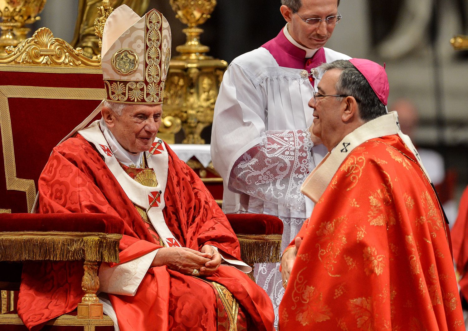 &nbsp;Papa Ratzinger e Monsignor Zecca(Afp)