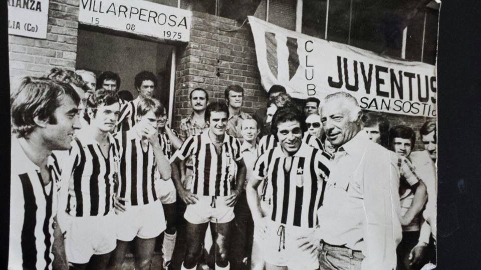 Antonello Cuccureddu con l'avvocato Gianni Agnelli in visita alla sua squadra