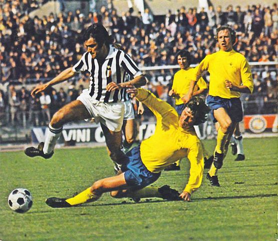 Antonello Cuccureddu nel 1973 in Juventus-Derby County, semifinale di andata di Coppa dei Campioni