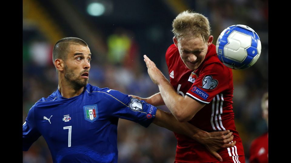 &nbsp;Leonardo Spinazzola e Martin Rechsteiner (Afp)