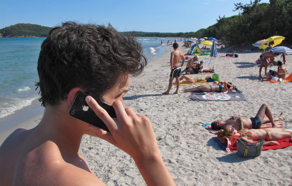 &nbsp;Roaming, telefonate estere (Afp)