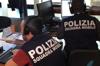 polizia, squadra, mobile&nbsp;