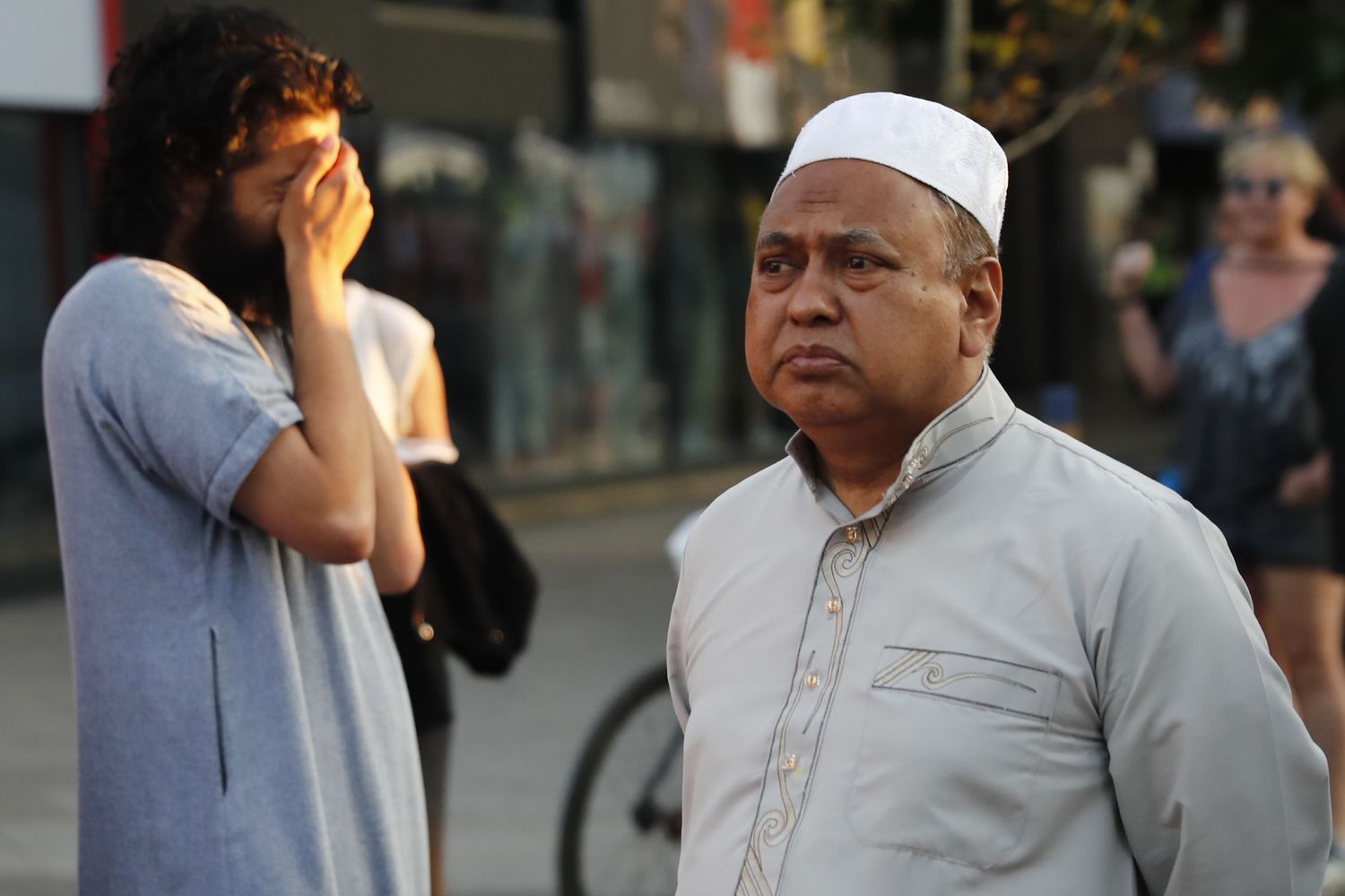 Un 48enne si &egrave; lanciato con il suo furgone contro fedeli musulmani fuori dalla Moschea di Finsbury Park a Londra (Afp)&nbsp;
