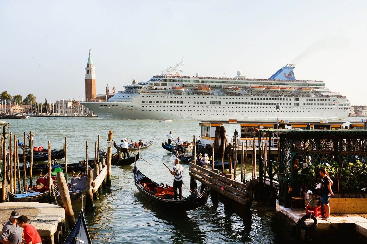 &nbsp;Grandi navi da crociera nel bacino di San Marco a Venezia