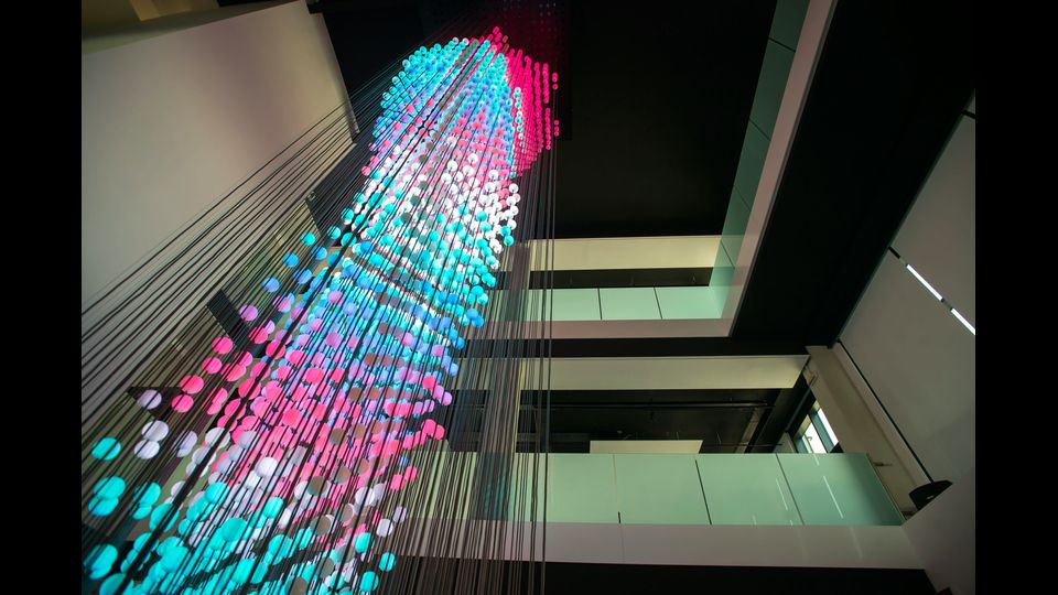 Tre corpi di fabbrica della storica sede La Perla, pari a settemila metri quadrati di superficie, saranno completamente ristrutturati (Studio Cervellati e Associati) con un investimento complessivo di oltre 15 milioni di euro.