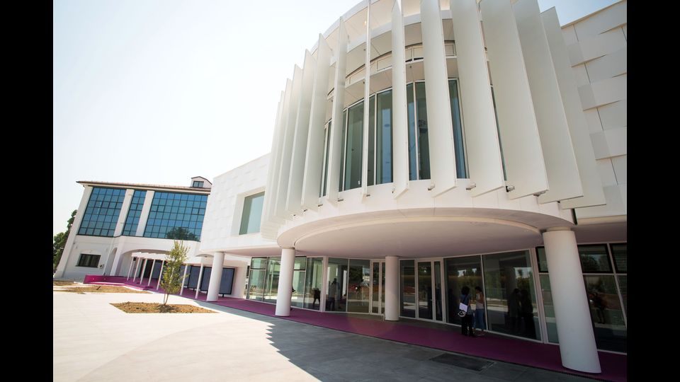 La Fondazione ha gi&agrave; attivato con l'universit&agrave; di Bologna la prima edizione del master di primo livello in Design and technology for fashion communication (lezioni dal 5 settembre nella nuova sede).&nbsp;