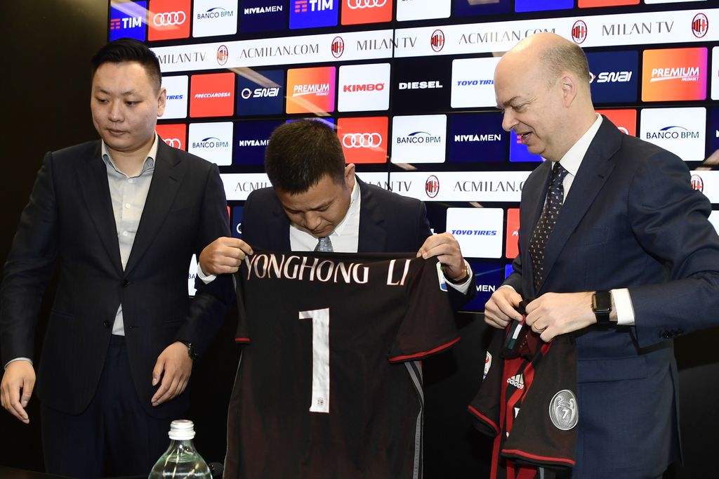 &nbsp; L'acquisto del Milan calcio da parte dell'imprenditore cinese&nbsp;Yonghong Li&nbsp;