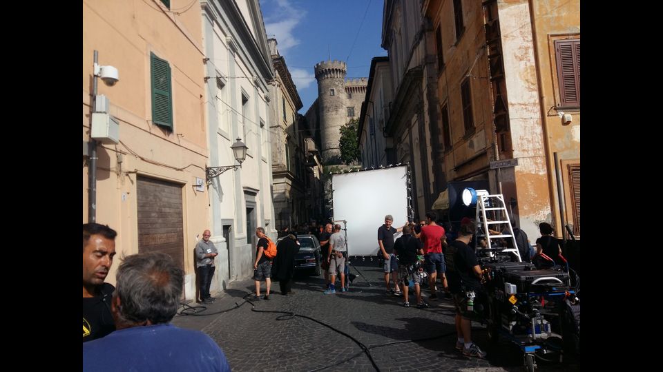 Fino al 29 giugno Bracciano si trasforma in set per Ridley Scott. Il regista di 'Blade Runner', 'Alien', 'Thelma e Louise' e 'Il Gladiatore' gira infatti nella cittadina sul lago vicino Roma alcune scene di 'All the money in the World'.
